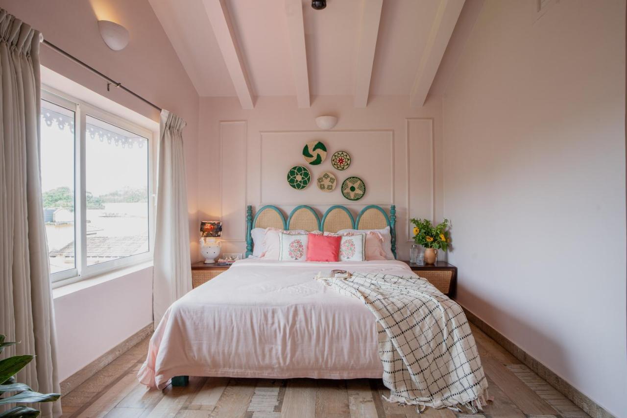 Elivaas 5 Bhk With Pvt Pool, Entertainment Room & Glass House - Bludoor Marmagao Экстерьер фото
